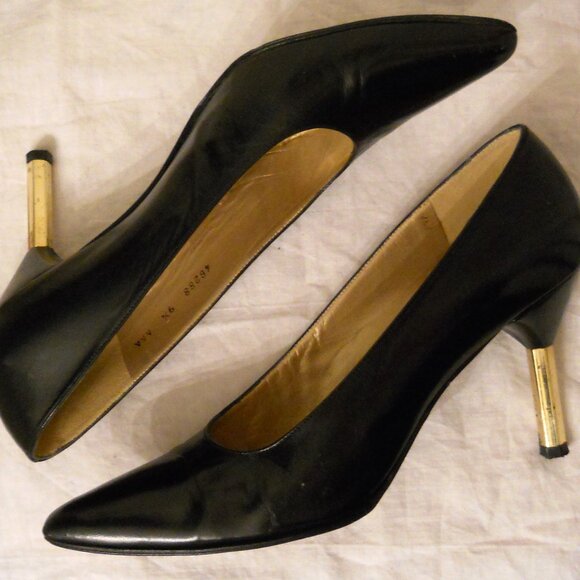 STUART WEITZMAN Black LEATHER Pumps 9 AAA VTG Hexagon High Heel Stiletto Shoes - Picture 7 of 14